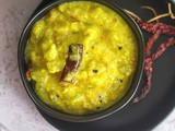 Green Tomato Kootu | Raw Tomato Gravy with Coconut