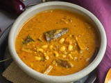 Kathirikai Kuzhambu with Black-Eyed Peas | Kongu Nadu Thattapayaru Kuzhambu