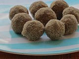 Black Gram Ladoo (With Jaggery) - Minappa Sunundalu - Karuppu ulundu Laddu