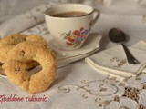 Ciambelle con gocce di cioccolato (da inzuppo)