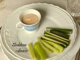 Hummus di cannellini con zucchine e sedano