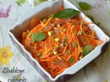Insalata di carote con albicocche secche e pistacchi