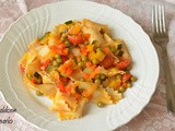 Reginelle di pasta bianca al sugo di verdure