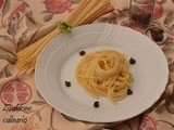Spaghetti con burro e Parmigiano Reggiano, praticamente in bianco